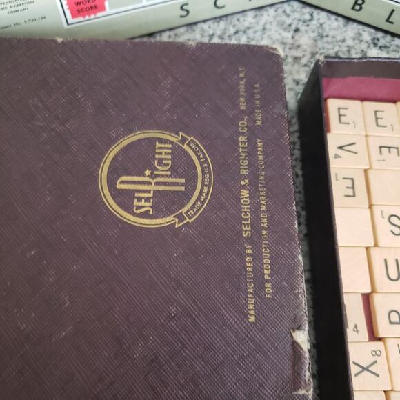 VTG‎ 1953 Scrabble Game Selchow And Righter All 100 Tiles Rare Dark Wood Holders - Picture 5 of 14